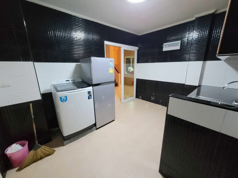 Supalai Suanluang, Bangkok, Chaloem Phrakiat Rama 9 Road, Prawet, Prawet, Bangkok, 4 Bedrooms, 230 sqm, Single Detached House For Rent, by Rattapon Sivamok, 11340697 - DDproperty.com