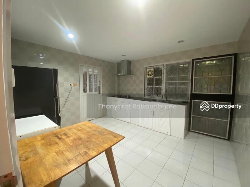 Townhouse for rent near BTS Phunnawithi, Bangkok, Bang Chak, Phra Khanong, Bangkok, 4 Bedrooms, 200 sqm, Townhouse For Rent, by Thanyarat Rattanaburee, 11341643 - DDproperty.com