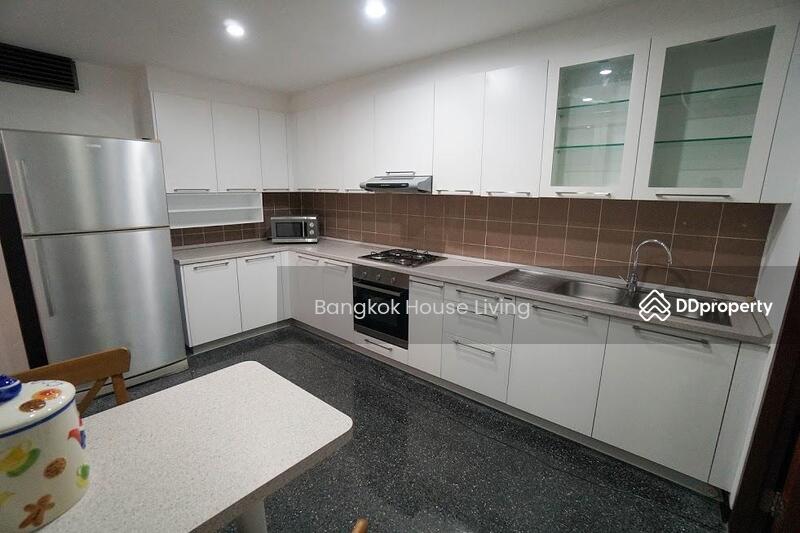 Raintree Village Apartment, Bangkok, 21 Soi Sukhumvit 41, Khlong Tan Nua, Watthana, Bangkok, 3 Bedrooms, 268 sqm, Condo For Rent, by Bangkok House Living, 11343432 - DDproperty.com