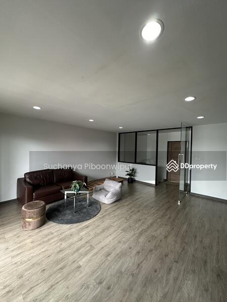 Space For Rent Ekamai : Open For Office | Showroom, Bangkok, เอกมัย, Khlong Tan Nua, Watthana, Bangkok, , 210 sqm, Office Space For Rent, by Suchanya Piboonwiput, 11345660 - DDproperty.com