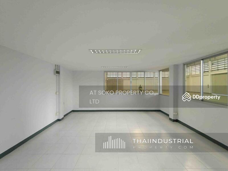 Warehouse 940 sqm for RENT at Surasak, Si Racha, Chon Buri/ 泰国仓库/工厂，出租/出售 (Property ID: AT1536R), Chon Buri (Pattaya), Surasak, Si Racha, Chon Buri (Pattaya), , 940 sqm, Warehouse/Factory For Rent, by AT SOKO PROPERTY CO., LTD, 11346561 - DDproperty.com