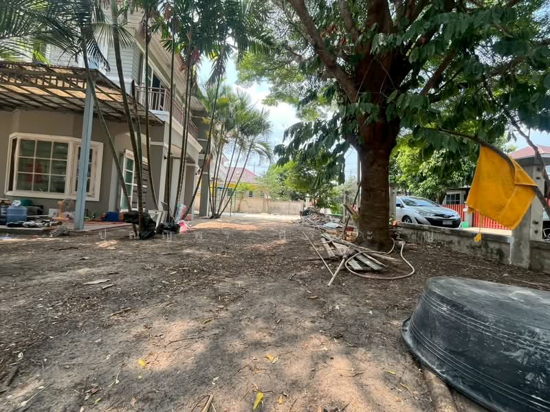 บ้านเดี่ยว หมู่บ้านชาร์ล็อตเพลส ถนนลำลูกกา ที่ดิน 2 แปลง ปลูกบ้าน 1 หลัง แปลงหัวมุม, Pathum Thani, 48/107 ลำลูกกา, Lam Luk Ka, Pathum Thani, 3 Bedrooms, 250 sqm, Single Detached House For Sale, by ปุณญพร ศรีหะรัญ, 11347698 - DDproperty.com