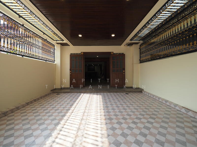 For Rent - Townhouse in Rama 3, Bangkok