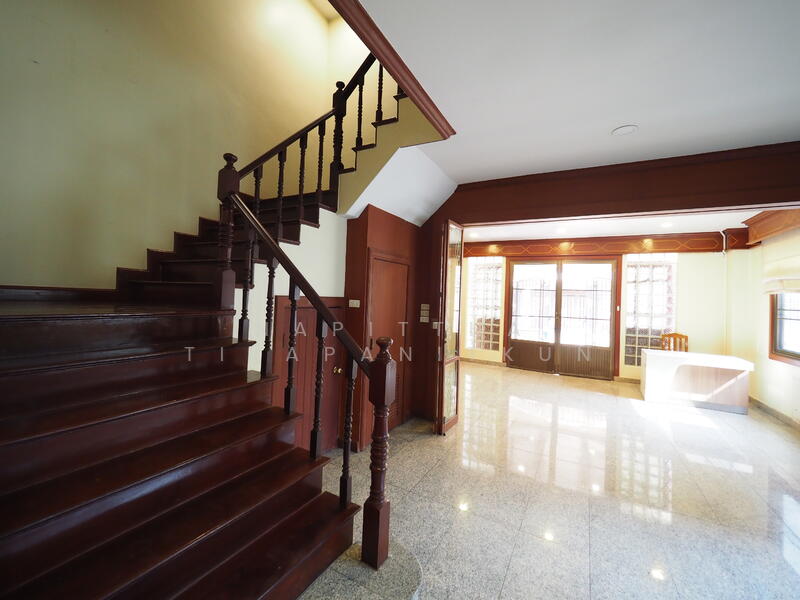 For Rent - Townhouse in Rama 3, Bangkok