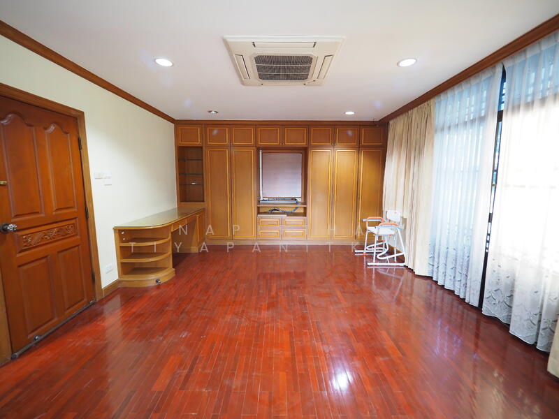 For Rent - Townhouse in Rama 3, Bangkok
