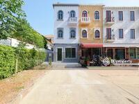 ขาย - ขายราคาพิเศษ อาคารพาณิชย์ 3 ชั้น ม.เวนิสดิไอริส ขนาด 31.5 ตร.ว. 3นอน 3น้ำ ทำเลดีหลังมุม, กรุงเทพ