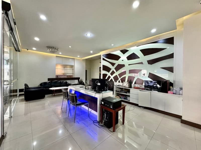 D.H.Grand Tower, Bangkok, Soi Prommit, Khlong Tan Nua, Watthana, Bangkok, 3 Bedrooms, 280 sqm, Condo For Rent, by Bangkok Residential, 11350676 - DDproperty.com