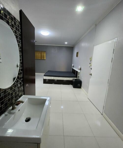 ให้เช่า - คอนโดตรงข้ามโรงเรียนอสัมชัญโคราช ห้องมุมกว้างชั้น2เดินทางสะดวกใกล้เทอ.มินอลใกล้บขส.ใหม่ใกล้แมคโค, นครราชสีมา