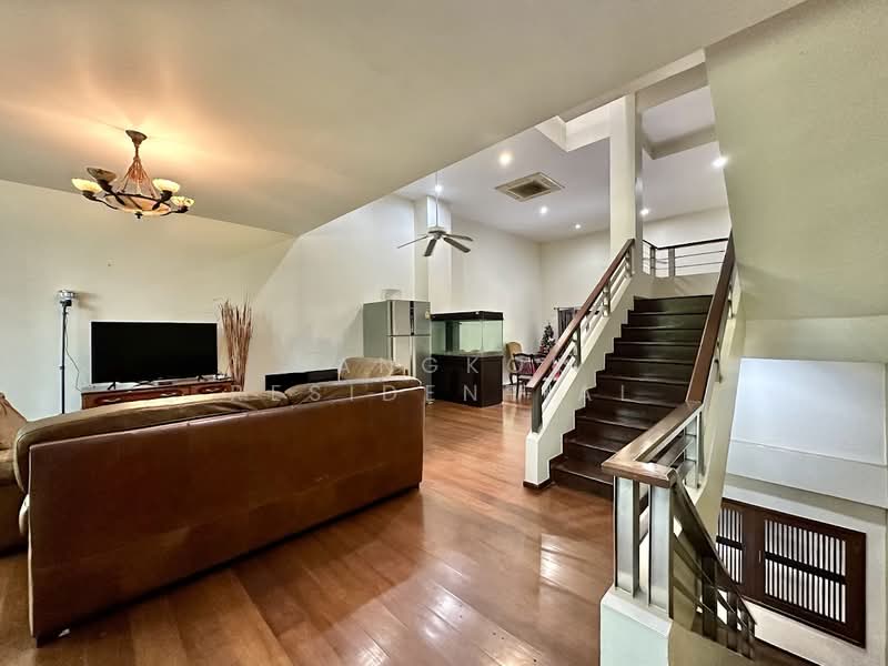 Townhouse in Compound, กรุงเทพ, Ekkamai 10, คลองตันเหนือ, วัฒนา, กรุงเทพ, 350 ตร.ม., ทาวน์เฮ้าส์ ให้เช่า, โดย Bangkok Residential, 11352170 - DDproperty.com