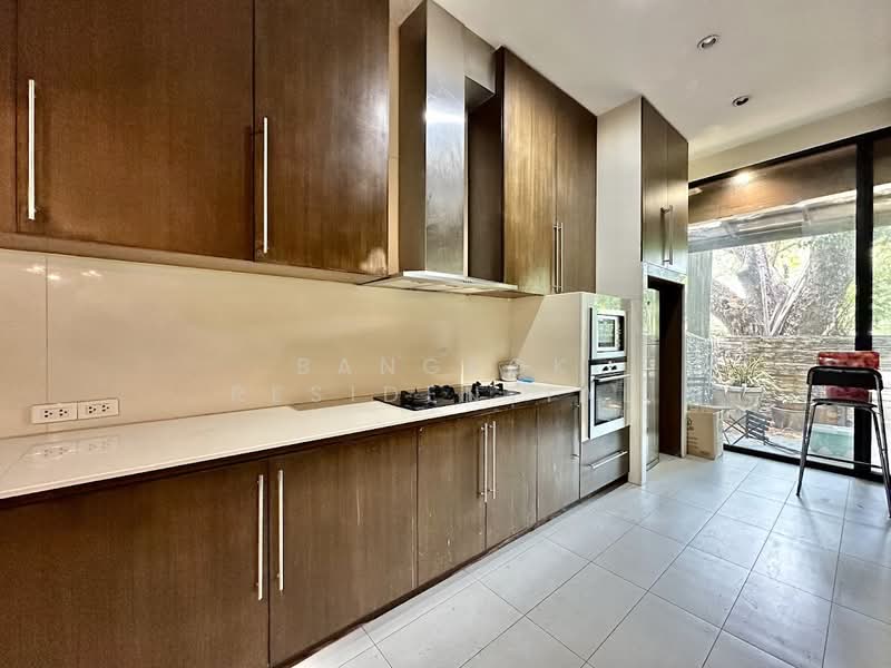 Townhouse in Compound, กรุงเทพ, Ekkamai 10, คลองตันเหนือ, วัฒนา, กรุงเทพ, 350 ตร.ม., ทาวน์เฮ้าส์ ให้เช่า, โดย Bangkok Residential, 11352170 - DDproperty.com