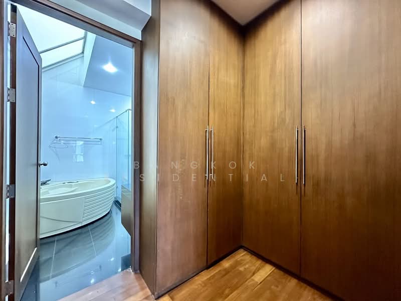 Townhouse in Compound, กรุงเทพ, Ekkamai 10, คลองตันเหนือ, วัฒนา, กรุงเทพ, 350 ตร.ม., ทาวน์เฮ้าส์ ให้เช่า, โดย Bangkok Residential, 11352170 - DDproperty.com