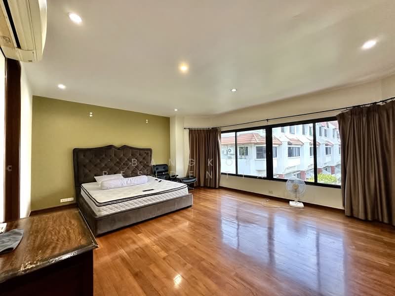 Townhouse in Compound, กรุงเทพ, Ekkamai 10, คลองตันเหนือ, วัฒนา, กรุงเทพ, 350 ตร.ม., ทาวน์เฮ้าส์ ให้เช่า, โดย Bangkok Residential, 11352170 - DDproperty.com