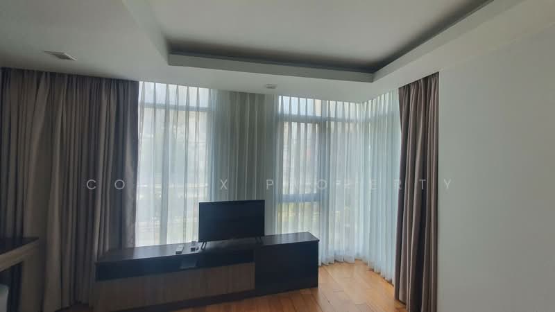 Focus Ploenchit, Bangkok, Soi Sukhumvit 2, Khlong Toei, Khlong Toei, Bangkok, 2 Bedrooms, 72 sqm, Condo For Sale, by Connex Property, 11352558 - DDproperty.com