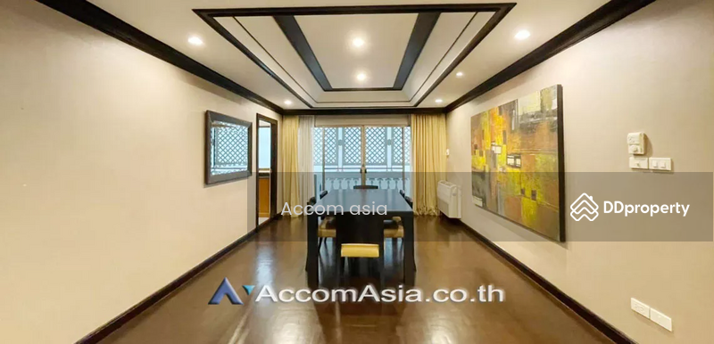 For Rent - 3 Bedrooms Apartment for Rent in Sukhumvit, Bangkok near BTS Ekkamai at Classic contemporary (10284), Bangkok