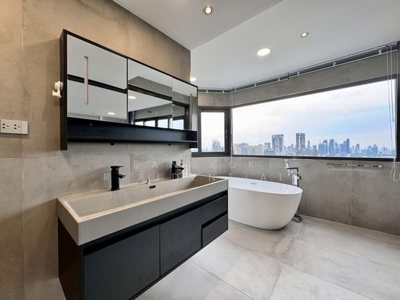 The Waterford Diamond Tower Sukhumvit, Bangkok, 758/18 Soi Sukhumvit 30/1, Sukhumvit Road, Khlong Toei, Bangkok, 3 Bedrooms, 146 sqm, Condo For Rent, by Bangkok Residential, 11353011 - DDproperty.com