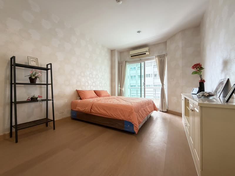 The Fourwings Residence, Bangkok, 335 Srinakarin, Hua Mak, Bang Kapi, Bangkok, 2 Bedrooms, 68 sqm, Condo For Rent, by คุณรวีวรรณ อู่เงิน, 11354128 - DDproperty.com