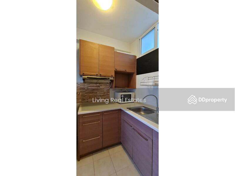 I-Biza Residence, Bangkok, 922 Khlong Samsen Rd, Bang Kapi, Huai Khwang, Bangkok, 1 Bedroom, 32 sqm, Condo For Rent, by Living Real Estates, 11355068 - DDproperty.com