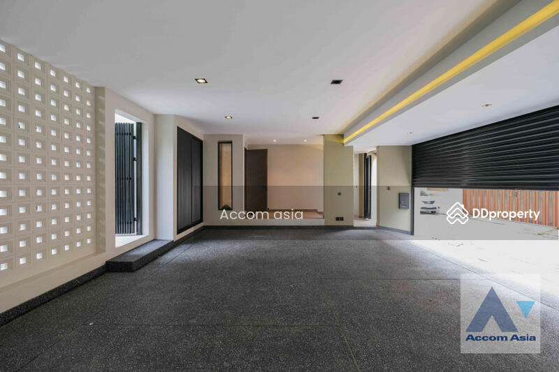 5 Bedrooms House for Rent in Sukhumvit, Bangkok near BTS Ekkamai (AA25189), กรุงเทพ, พระโขนงเหนือ, วัฒนา, กรุงเทพ, 420 ตร.ม., บ้านเดี่ยว ให้เช่า, โดย Accom Asia, 11356855 - DDproperty.com