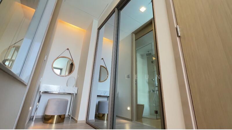 The Esse Asoke, Bangkok, 333 Soi Sukhumvit 21, Sukhumvit Road, Khlongtoei Nua, Watthana, Bangkok, 1 Bedroom, 46 sqm, Condo For Rent, by Sophia Leung, 11359919 - DDproperty.com