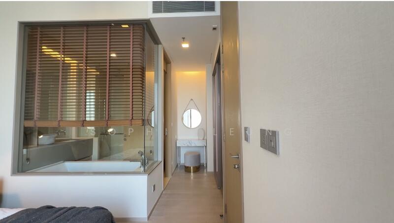 The Esse Asoke, Bangkok, 333 Soi Sukhumvit 21, Sukhumvit Road, Khlongtoei Nua, Watthana, Bangkok, 1 Bedroom, 46 sqm, Condo For Rent, by Sophia Leung, 11359919 - DDproperty.com