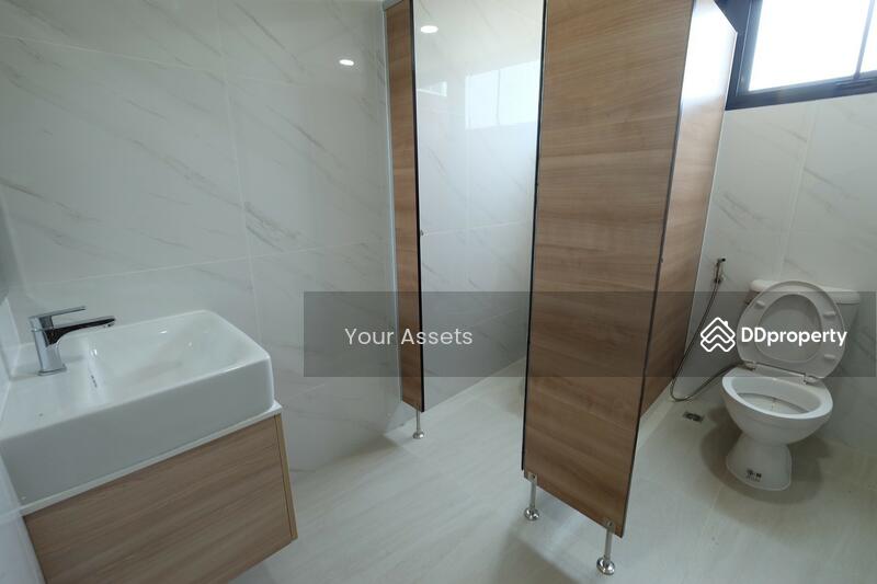 ขาย - อาคารสำนักงาน ลาดพร้าว 87 6 ชั้น รีโนเวทใหม่, กรุงเทพ