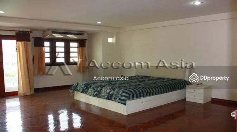 ให้เช่า - 4 Bedrooms Townhouse for Sale and Rent in Sukhumvit, Bangkok near BTS Phra khanong at Regent 71, กรุงเทพ