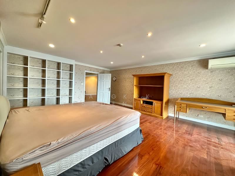 Oriental Towers, Bangkok, 25 Soi Ekkamai 12, Ekkamai Road, Khlong Tan Nua, Watthana, Bangkok, 3 Bedrooms, 350 sqm, Condo For Rent, by Bangkok Residential, 11362888 - DDproperty.com