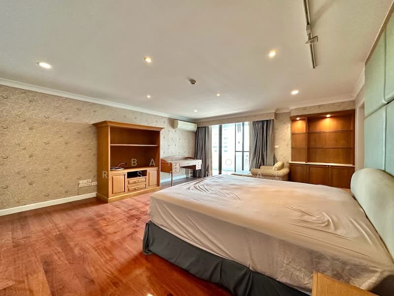 Oriental Towers, Bangkok, 25 Soi Ekkamai 12, Ekkamai Road, Khlong Tan Nua, Watthana, Bangkok, 3 Bedrooms, 350 sqm, Condo For Rent, by Bangkok Residential, 11362888 - DDproperty.com