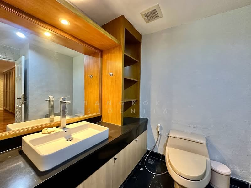 Oriental Towers, Bangkok, 25 Soi Ekkamai 12, Ekkamai Road, Khlong Tan Nua, Watthana, Bangkok, 3 Bedrooms, 350 sqm, Condo For Rent, by Bangkok Residential, 11362888 - DDproperty.com