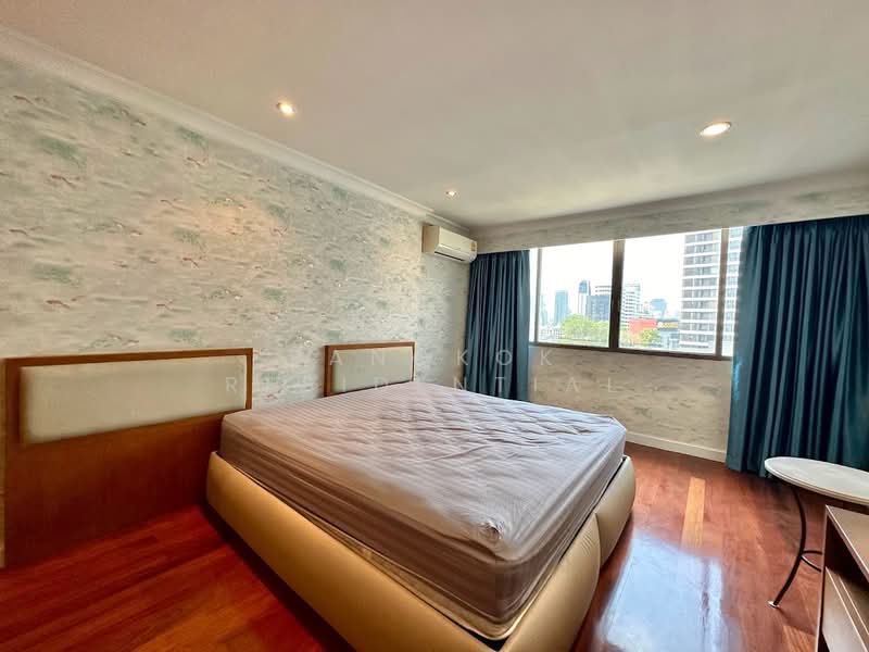 Oriental Towers, Bangkok, 25 Soi Ekkamai 12, Ekkamai Road, Khlong Tan Nua, Watthana, Bangkok, 3 Bedrooms, 350 sqm, Condo For Rent, by Bangkok Residential, 11362888 - DDproperty.com