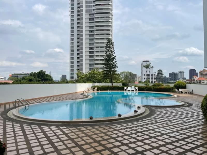Oriental Towers, Bangkok, 25 Soi Ekkamai 12, Ekkamai Road, Khlong Tan Nua, Watthana, Bangkok, 3 Bedrooms, 350 sqm, Condo For Rent, by Bangkok Residential, 11362888 - DDproperty.com