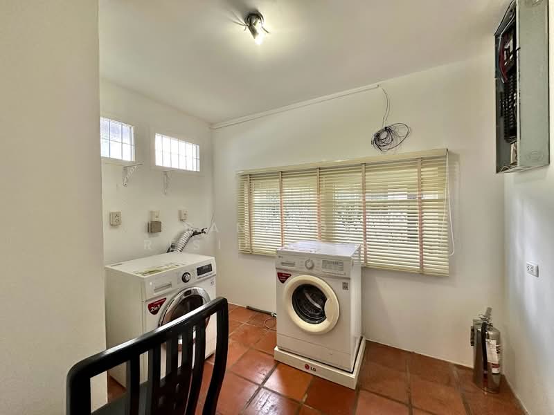 For Rent - Siri Wireless Apartment, Bangkok