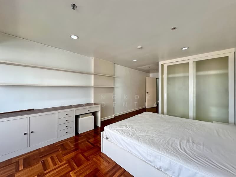 Baan Suanpetch, Bangkok, 18 Soi Sukhumvit 39, Khlong Tan Nua, Watthana, Bangkok, 2 Bedrooms, 132 sqm, Condo For Rent, by Bangkok Residential, 11363121 - DDproperty.com