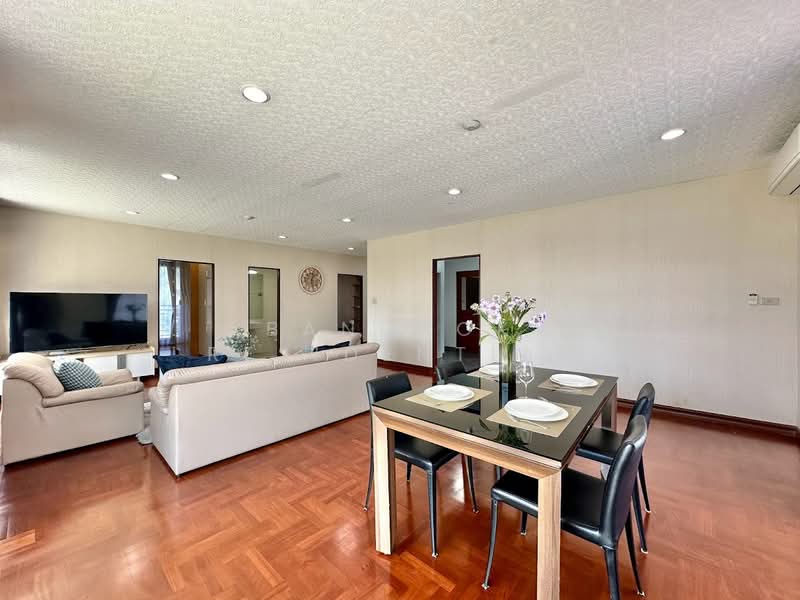 P.R. Home 3, Bangkok, 39-3 Soi Torsak, Khlong Tan Nua, Watthana, Bangkok, 2 Bedrooms, 260 sqm, Apartment For Rent, by Bangkok Residential, 11363152 - DDproperty.com