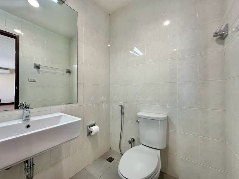 P.R. Home 3, Bangkok, 39-3 Soi Torsak, Khlong Tan Nua, Watthana, Bangkok, 2 Bedrooms, 260 sqm, Apartment For Rent, by Bangkok Residential, 11363152 - DDproperty.com