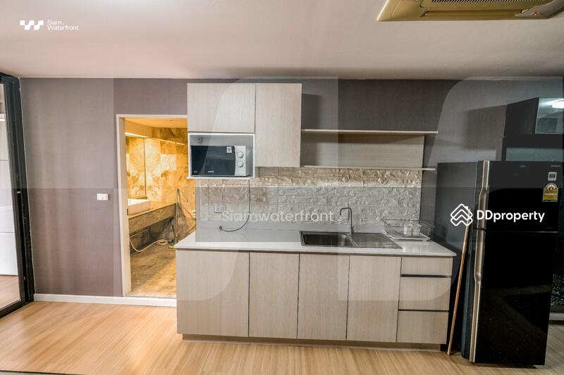 State Tower, Bangkok, 1055 Silom Road, Silom, Bang Rak, Bangkok, 1 Bedroom, 68 sqm, Condo For Rent, by Ratchawan Huang, 11363647 - DDproperty.com