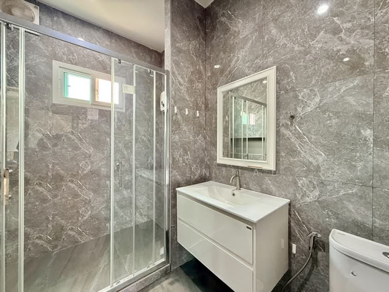 Detached House, Bangkok, Sukhumvit 65, Khlong Tan Nua, Watthana, Bangkok, 4 Bedrooms, 330 sqm, Single Detached House For Rent, by Bangkok Residential, 11363746 - DDproperty.com