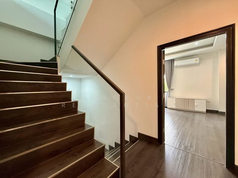 Detached House, Bangkok, Sukhumvit 65, Khlong Tan Nua, Watthana, Bangkok, 4 Bedrooms, 330 sqm, Single Detached House For Rent, by Bangkok Residential, 11363746 - DDproperty.com
