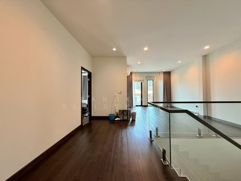 Detached House, Bangkok, Sukhumvit 65, Khlong Tan Nua, Watthana, Bangkok, 4 Bedrooms, 330 sqm, Single Detached House For Rent, by Bangkok Residential, 11363746 - DDproperty.com