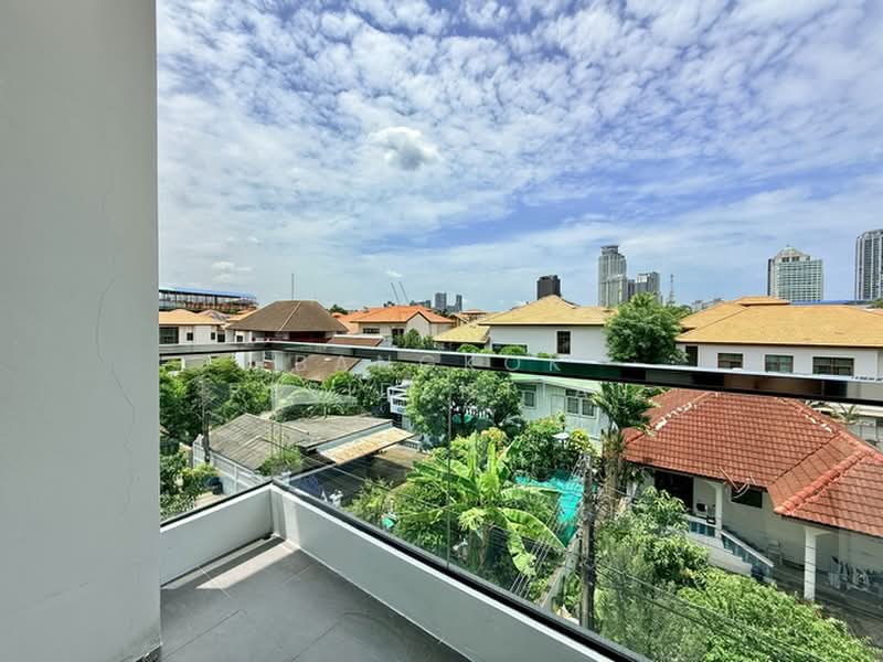 Detached House, Bangkok, Sukhumvit 65, Khlong Tan Nua, Watthana, Bangkok, 4 Bedrooms, 330 sqm, Single Detached House For Rent, by Bangkok Residential, 11363746 - DDproperty.com