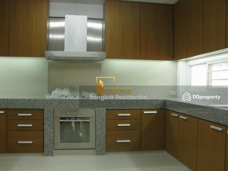 Detached House, Bangkok, Sukhumvit 51, Khlong Tan Nua, Watthana, Bangkok, 4 Bedrooms, 220 sqm, Single Detached House For Rent, by Bangkok Residential, 11364030 - DDproperty.com