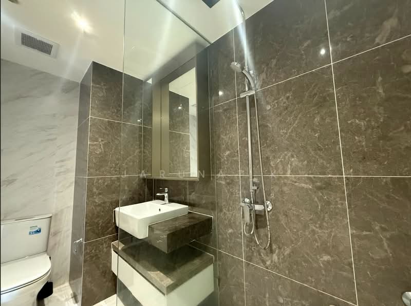 Fynn Asoke, Bangkok, 28 Sukhumvit 10 Alley, Khlong Toei, Khlong Toei, Bangkok, 1 Bedroom, 32 sqm, Condo For Rent, by Jarunat K, 11364209 - DDproperty.com
