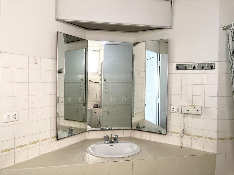 Tai Ping Towers, Bangkok, 582 Soi Sukhumvit 63, Khlong Tan Nua, Watthana, Bangkok, 3 Bedrooms, 255 sqm, Condo For Sale, by Beyond360, 11364591 - DDproperty.com