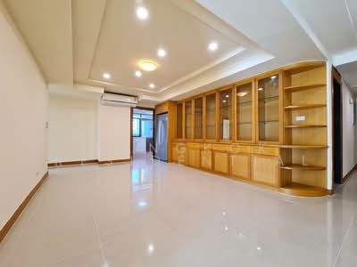 For Rent - Royal Castle Sukhumvit, Bangkok