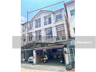 ขาย - 43877 - ขายทาวนโฮม 3 ชั้น 2 หลัง ถนนสุขุมวิท 52 ใกล้ BTS อ่อนนุช, กรุงเทพ