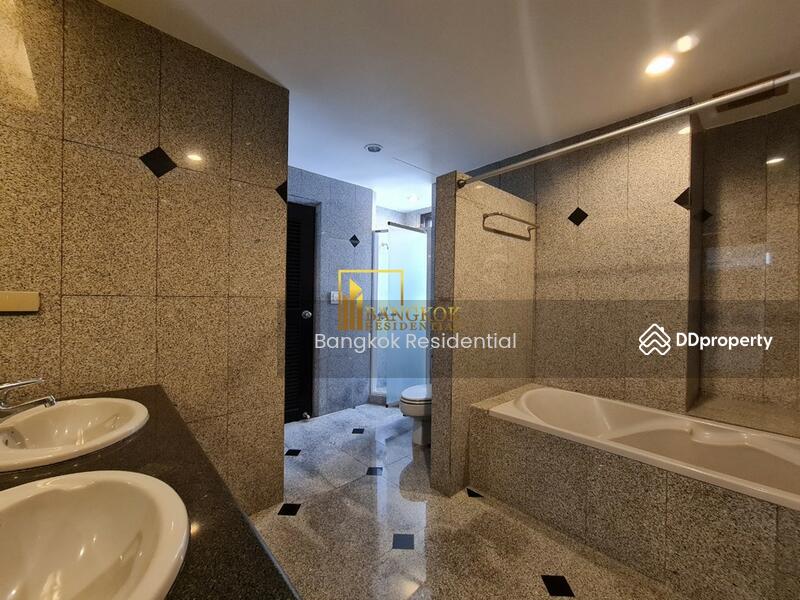 Baan Thai Living Ekkamai, Bangkok, 40 Soi Pridi Banomyong 31, Khlong Tan Nua, Watthana, Bangkok, 4 Bedrooms, 277 sqm, Condo For Rent, by Bangkok Residential, 11365434 - DDproperty.com
