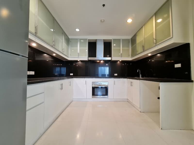 Royal Residence Park, Bangkok, 99 Royal Resident Park Lumphini, Lumphini, Pathum Wan, Bangkok, 4 Bedrooms, 385 sqm, Condo For Rent, by Bangkok Residential, 11366175 - DDproperty.com