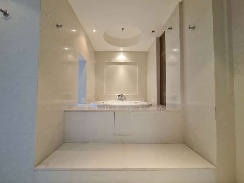 Royal Residence Park, Bangkok, 99 Royal Resident Park Lumphini, Lumphini, Pathum Wan, Bangkok, 4 Bedrooms, 385 sqm, Condo For Rent, by Bangkok Residential, 11366175 - DDproperty.com
