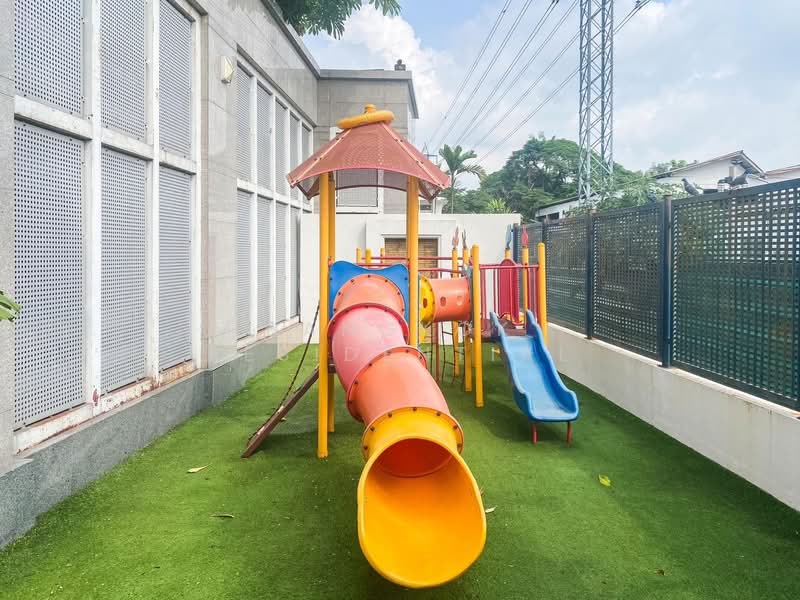 Royal Residence Park, Bangkok, 99 Royal Resident Park Lumphini, Lumphini, Pathum Wan, Bangkok, 4 Bedrooms, 385 sqm, Condo For Rent, by Bangkok Residential, 11366175 - DDproperty.com