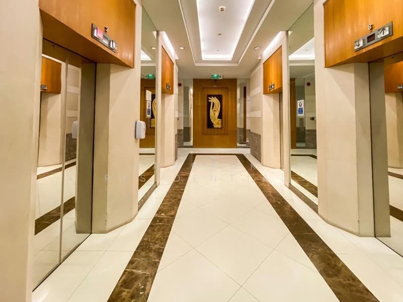 Royal Residence Park, Bangkok, 99 Royal Resident Park Lumphini, Lumphini, Pathum Wan, Bangkok, 4 Bedrooms, 385 sqm, Condo For Rent, by Bangkok Residential, 11366175 - DDproperty.com